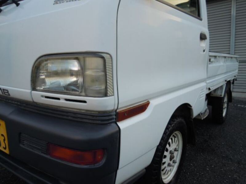 MINICAB TRUCK