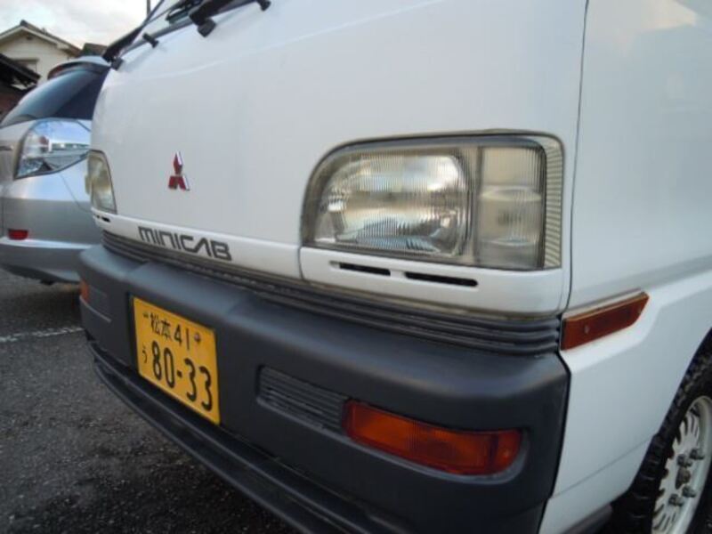 MINICAB TRUCK