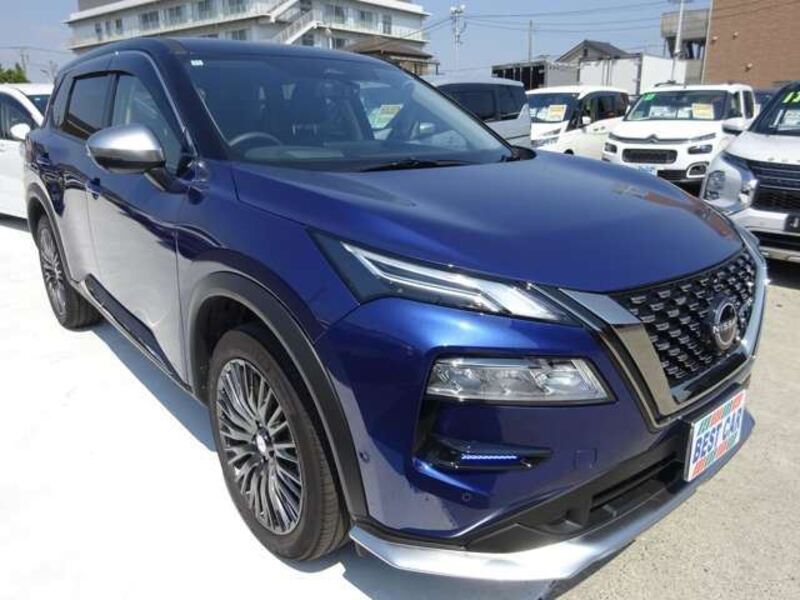 X-TRAIL