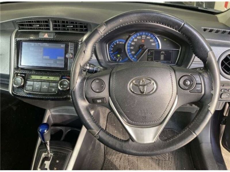 COROLLA FIELDER