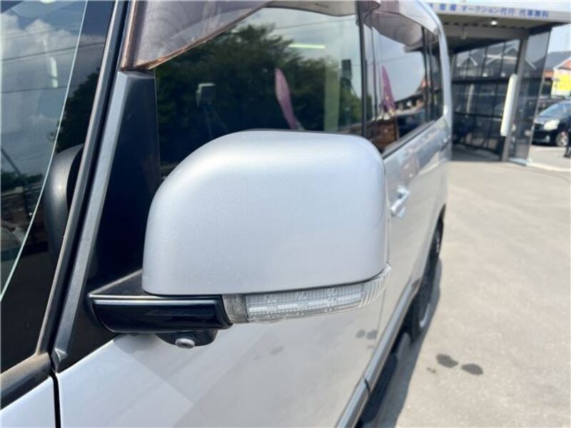 DELICA D5
