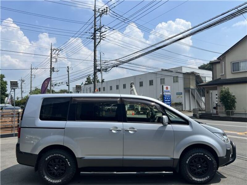DELICA D5