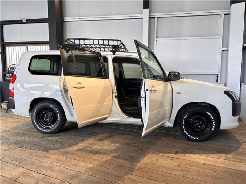 SUCCEED VAN