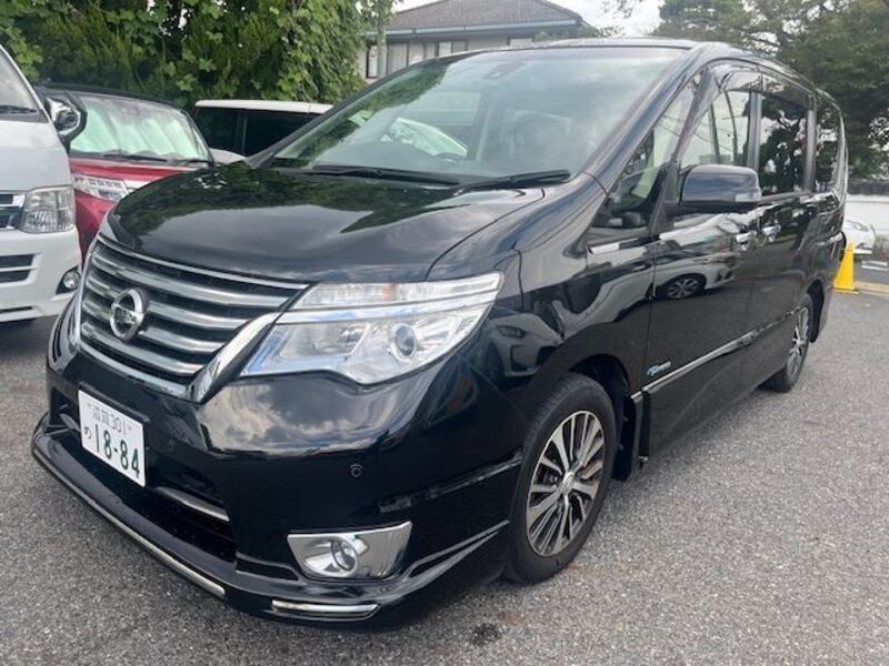 NISSAN SERENA