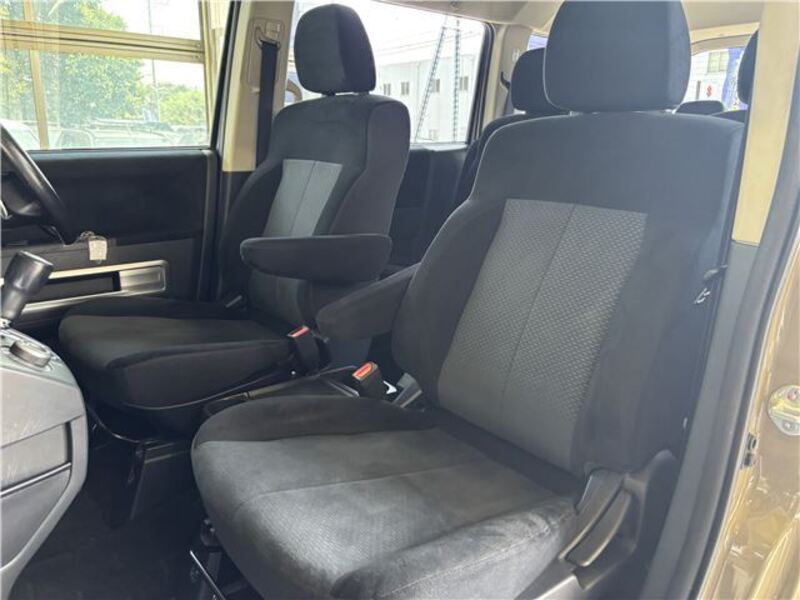 DELICA D5