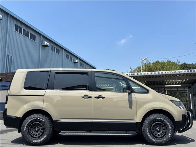 DELICA D5