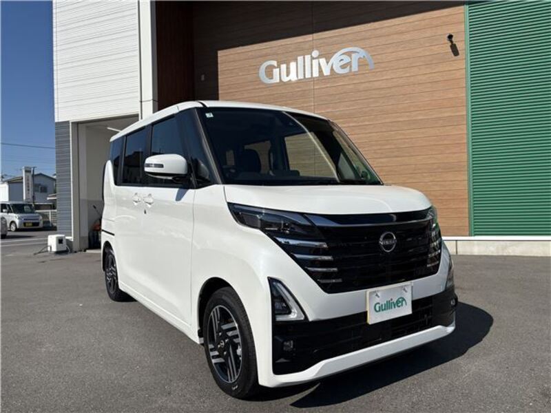 NISSAN ROOX