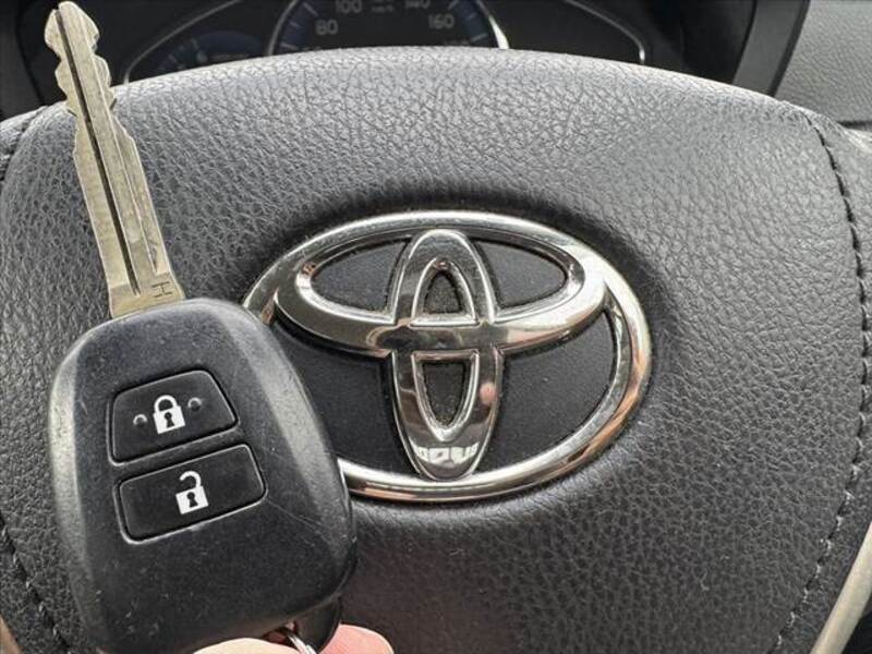 COROLLA FIELDER