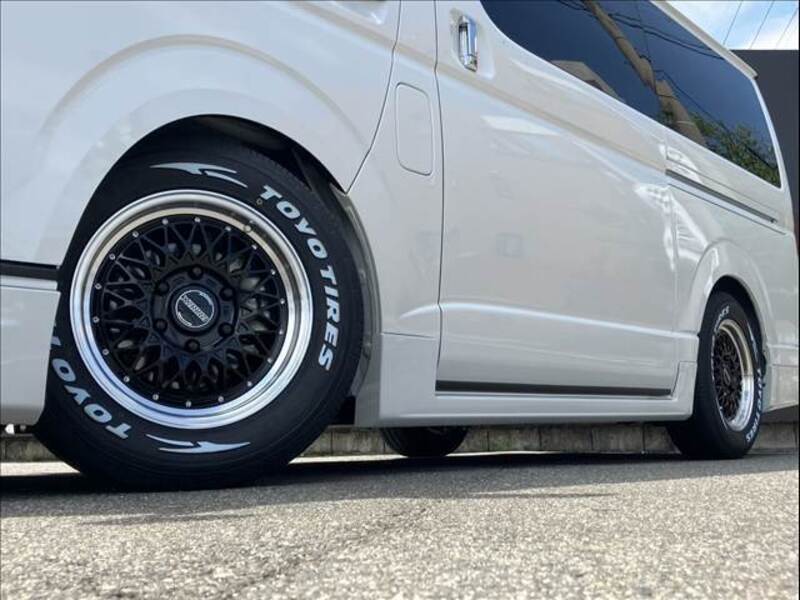 HIACE VAN
