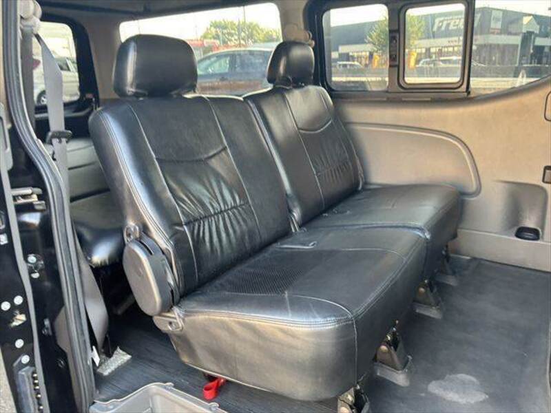 NV350 CARAVAN