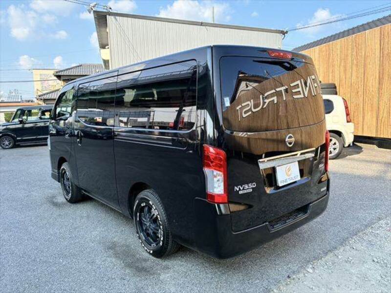 NV350 CARAVAN