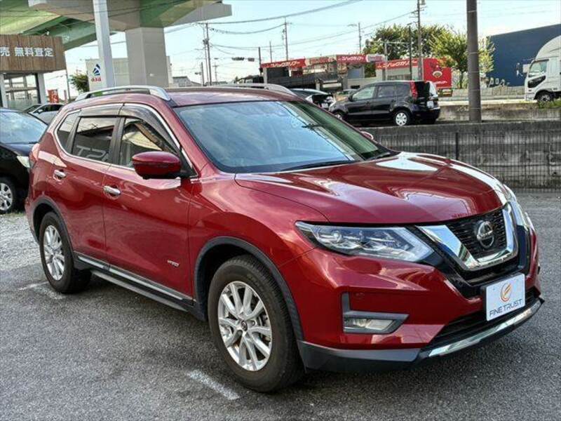 X-TRAIL