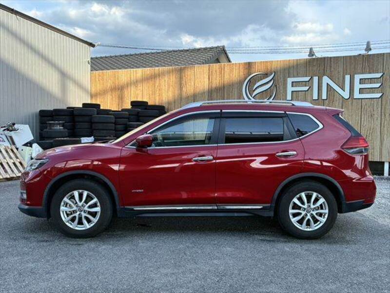 X-TRAIL