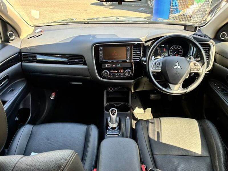 OUTLANDER PHEV