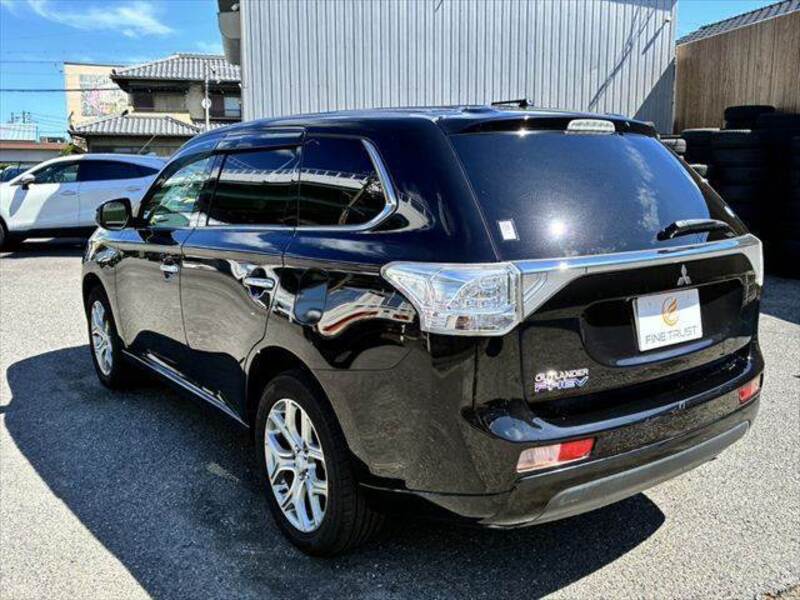 OUTLANDER PHEV