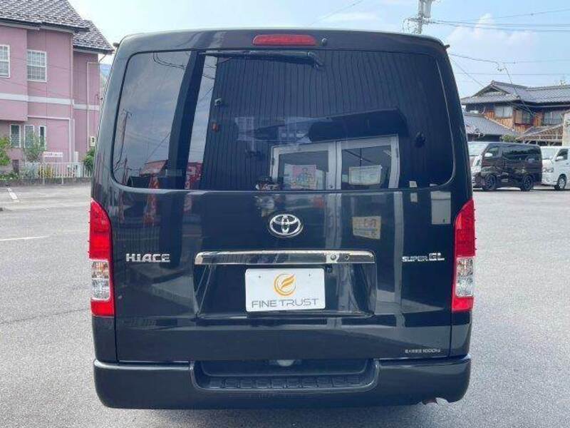 HIACE VAN