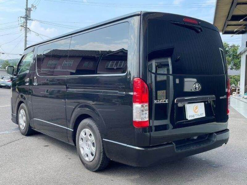 HIACE VAN