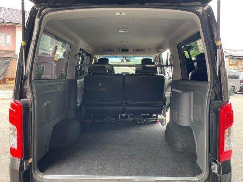 NV350 CARAVAN