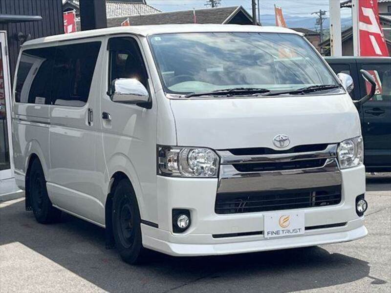 HIACE VAN