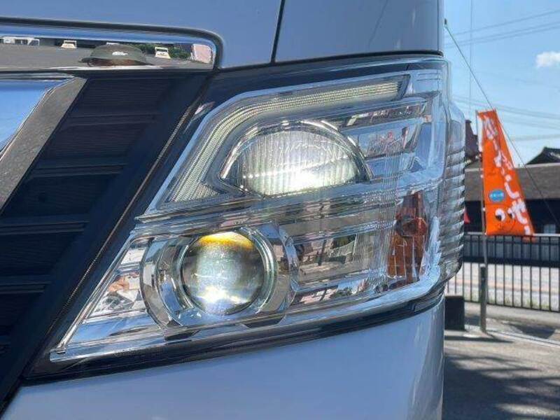 NV350 CARAVAN