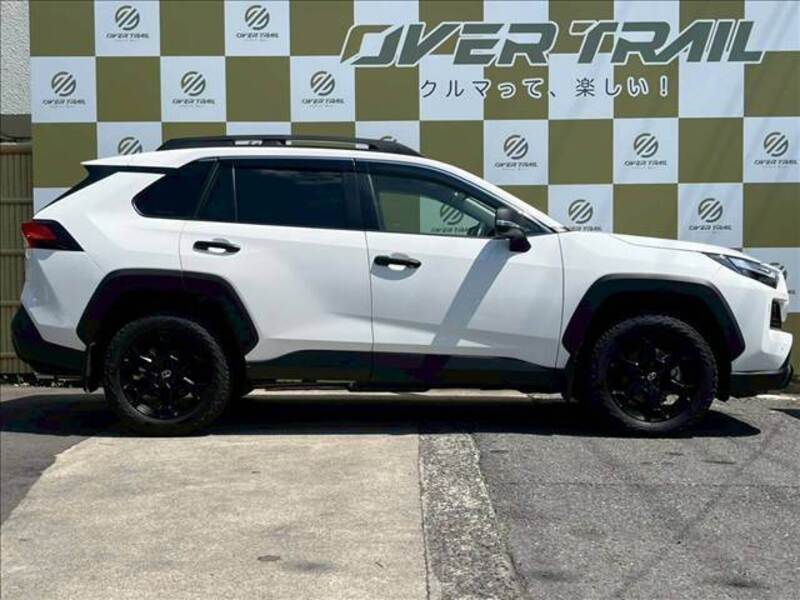 RAV4