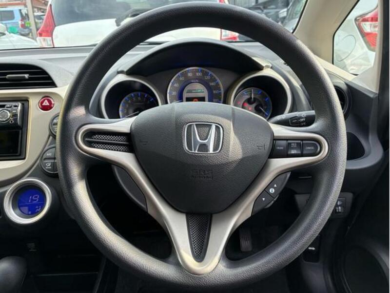 FIT HYBRID