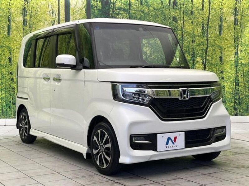 N BOX CUSTOM