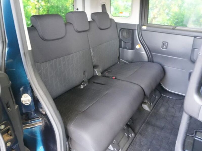 ROOMY