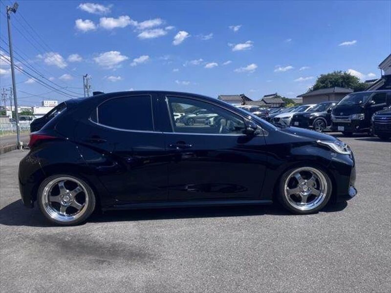 YARIS