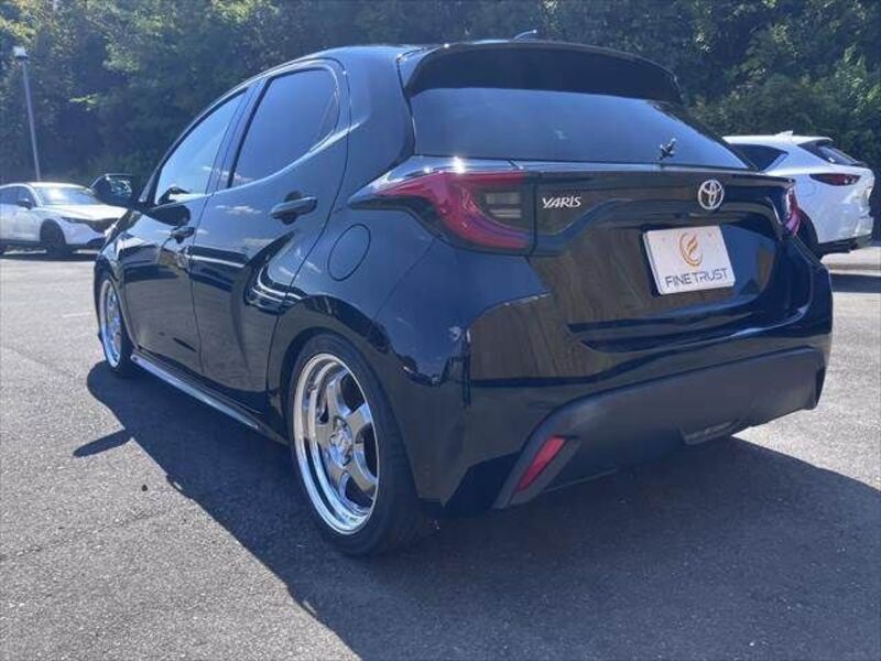 YARIS