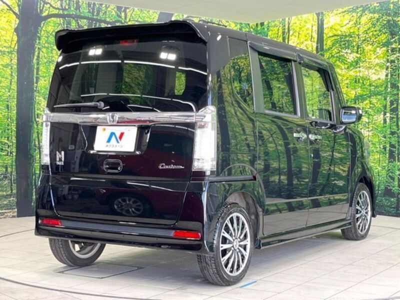 N BOX CUSTOM