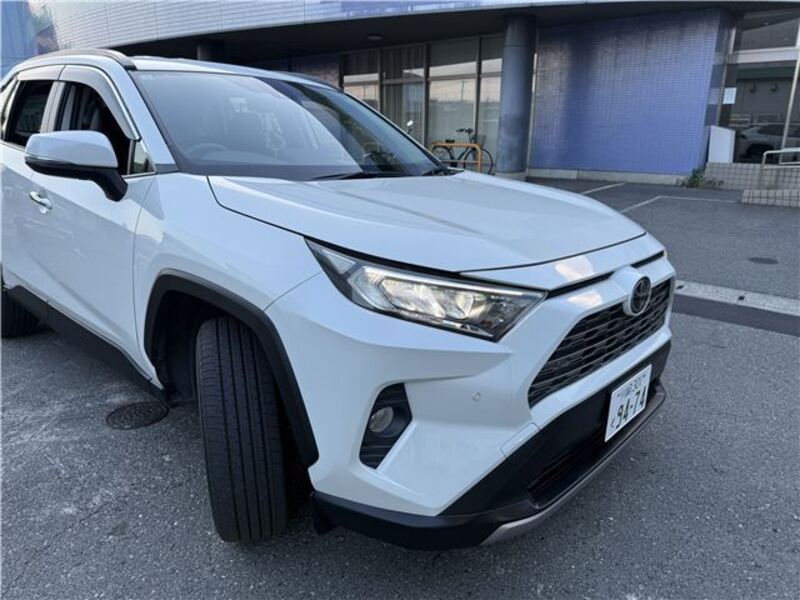 RAV4