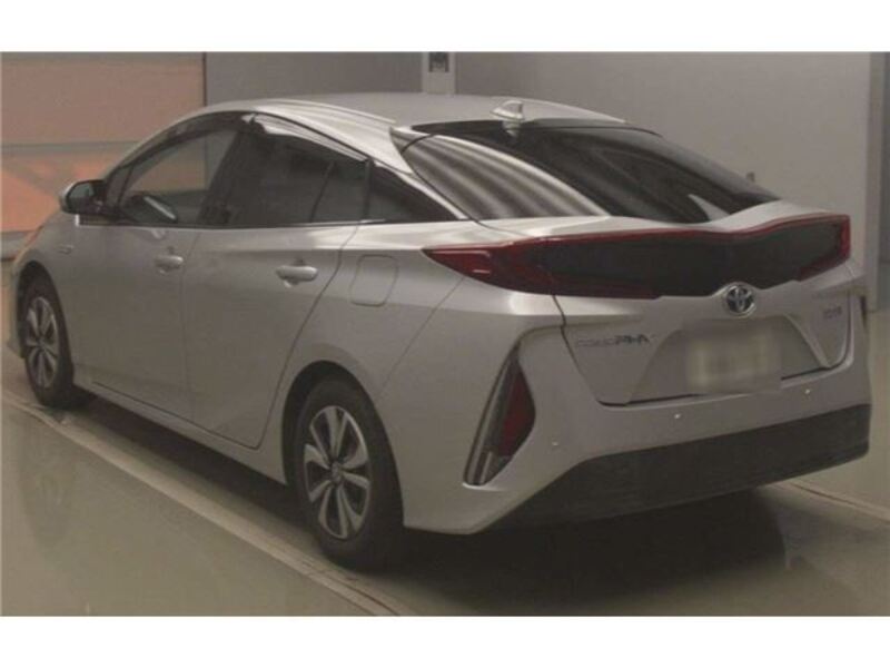 PRIUS PHV