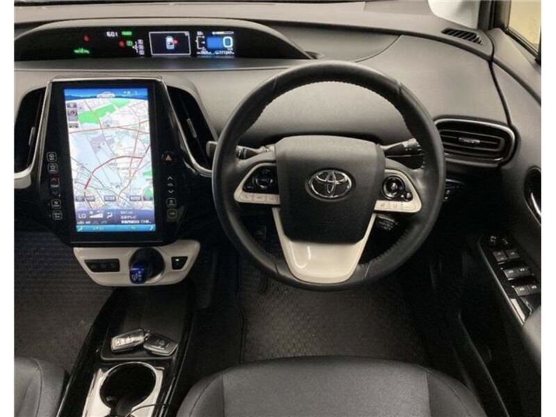 PRIUS PHV