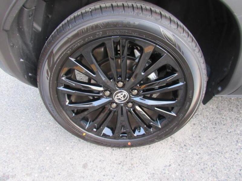 YARIS CROSS