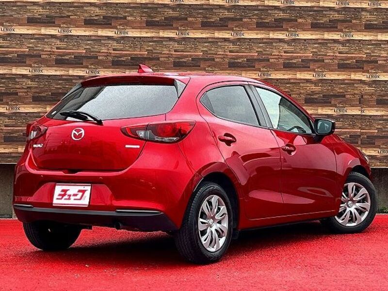 MAZDA2