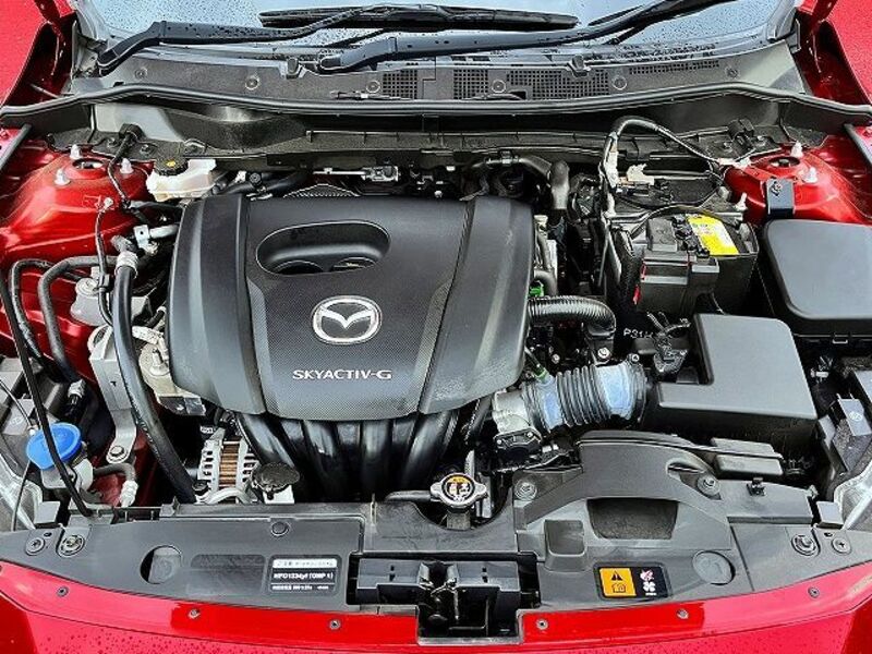 MAZDA2