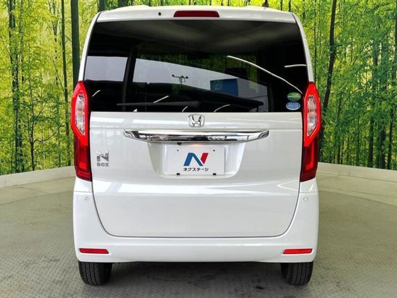 N BOX