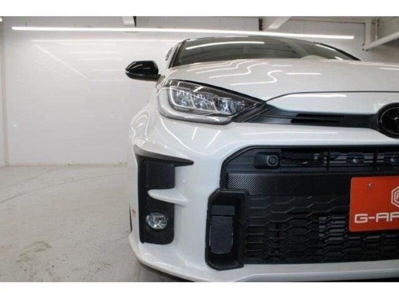 GR YARIS