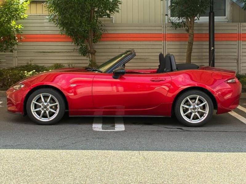 ROADSTER