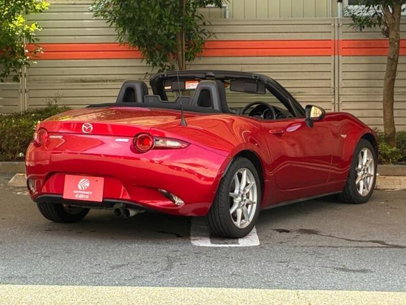 ROADSTER