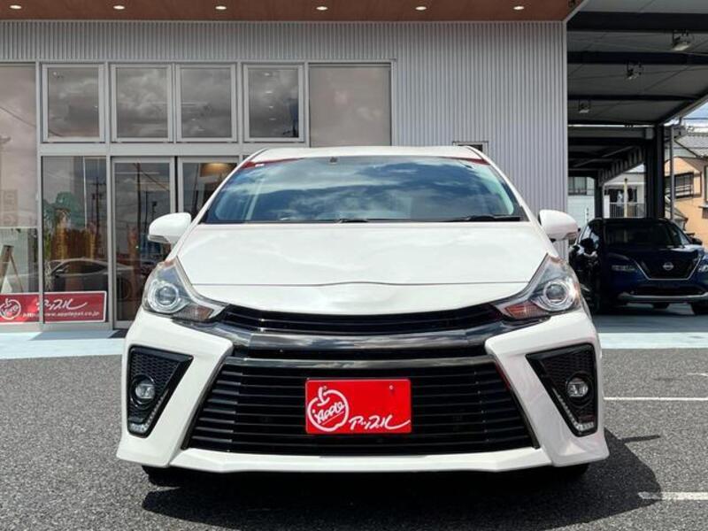 PRIUS ALPHA