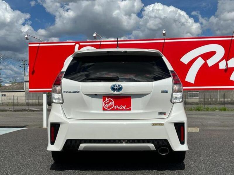 PRIUS ALPHA