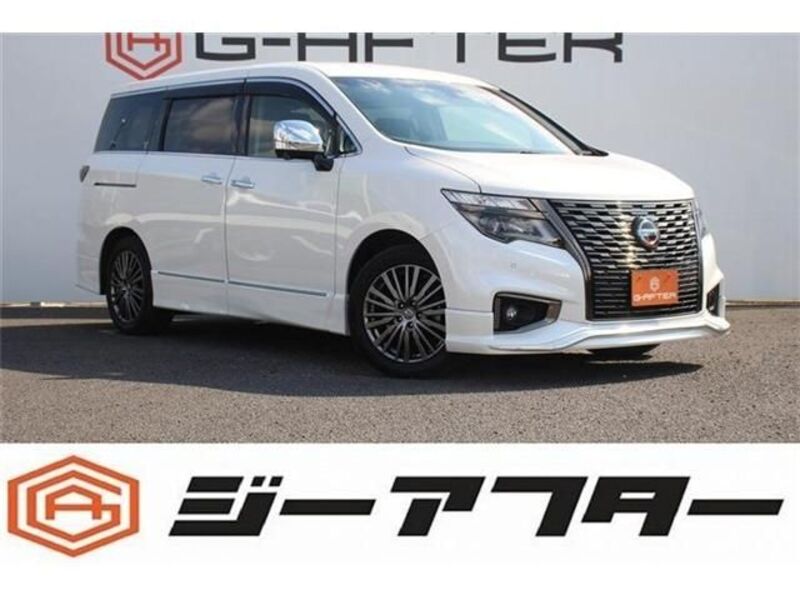 NISSAN ELGRAND