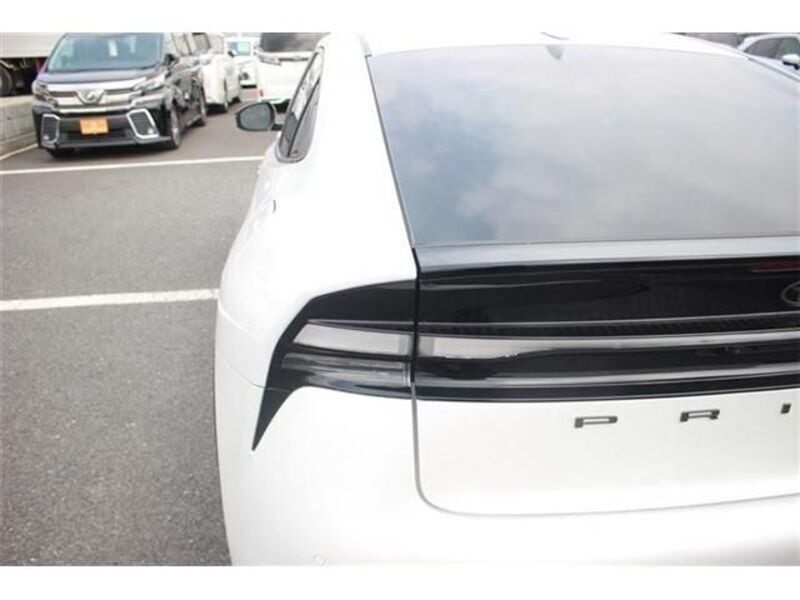 PRIUS PHV
