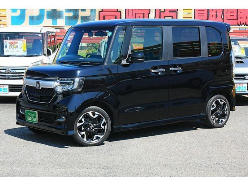 HONDA N BOX CUSTOM