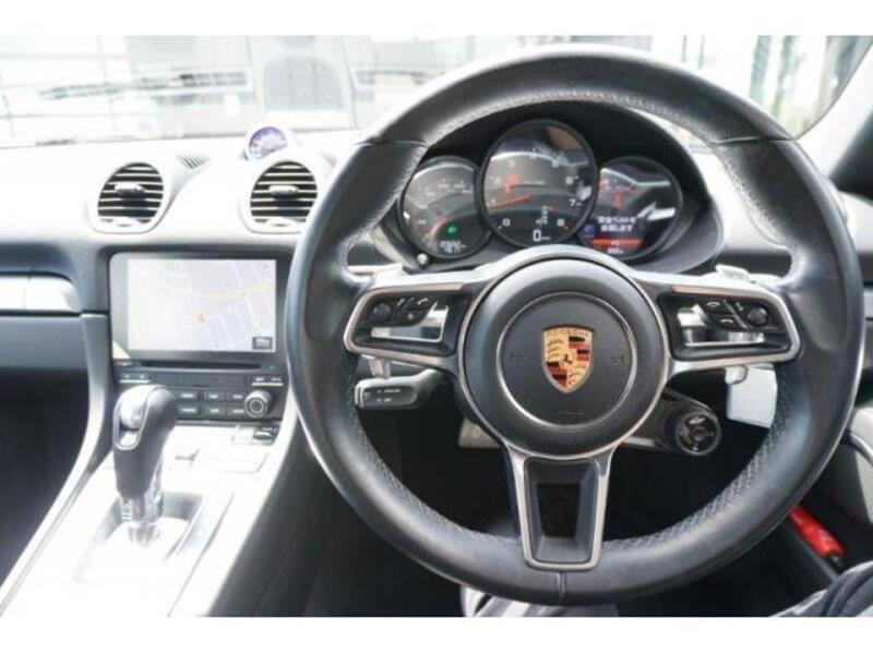 718 CAYMAN