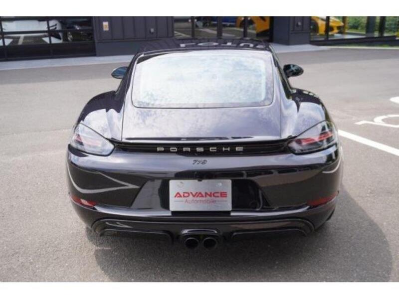 718 CAYMAN