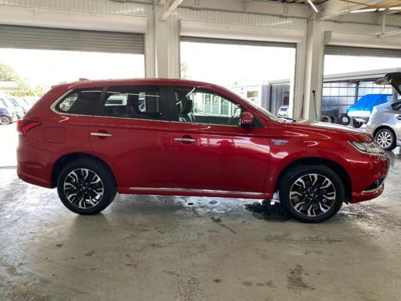 OUTLANDER PHEV