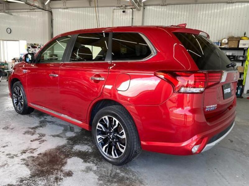 OUTLANDER PHEV